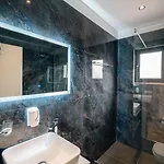 Eagle Hotel 4*