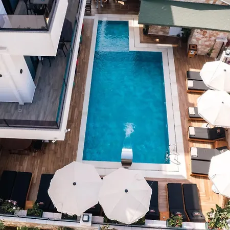 Eagle Hotel Ksamil