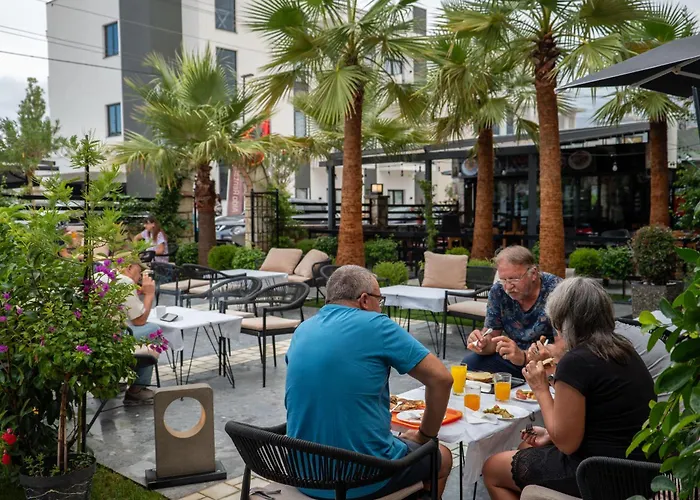 Eagle 4* كساميل