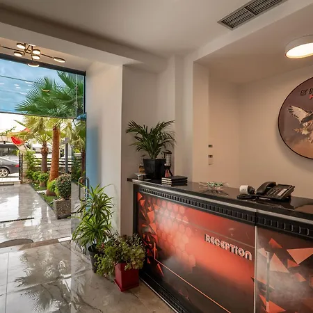 Eagle Hotel 4*